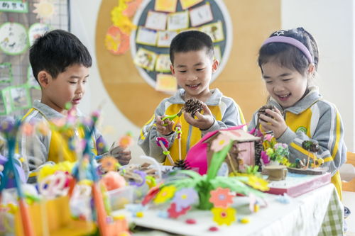 浙江长兴 巧手制作 变废为宝
