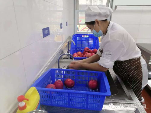 双流九江万科实验幼儿园园长 试餐 ,护航幼儿食品安全